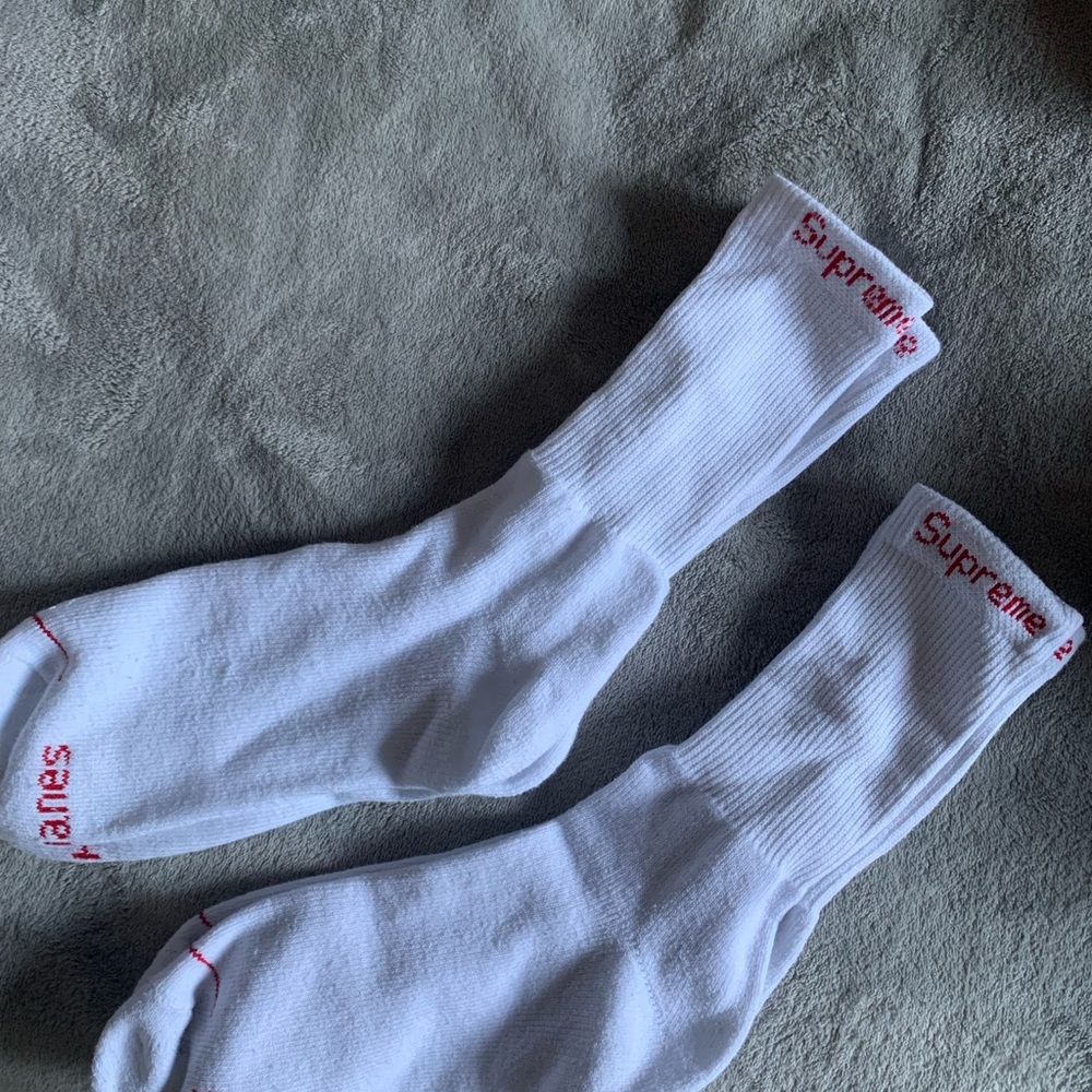 2 pack supreme socks